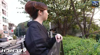 011912_565 パイパン喪服妻