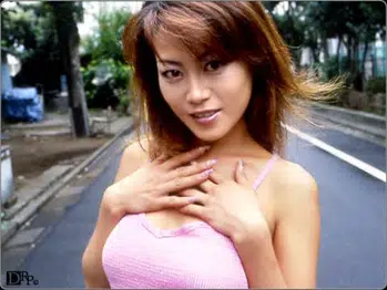 112106-308 変態露出痴女