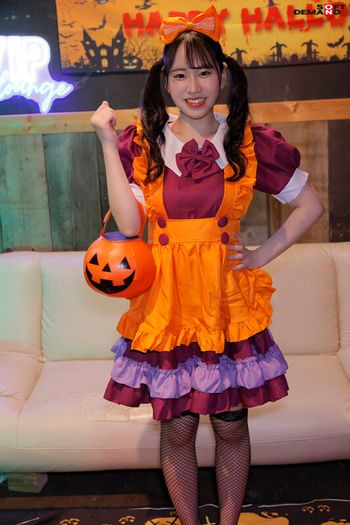 SDMM-14804 逆転マジックミラー号 渋谷ハロウィン編 「コスプレ女子えりかのSEXをナマで見たくないですか？」大人数に見られているとは知らずに激イキ姿を大胆に披露！