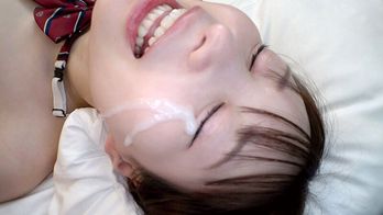 NAPS-001 ナンパ即パコ01 自由奔放で思わせぶりな性格である21歳の女子大生をナンパ即パコ！無意識に男を誘惑しちゃうけど押しにめっちゃ弱い！ゆいちゃん