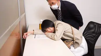 CEMD-584 男の性欲になすがままにされてしまう清楚系女子の性事情 柊ゆうき