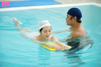 MIDV-843 市民プールに競泳水着透け乳首ポッチで来る教え子生徒にぐうシコ勃起 そのまま乳首こねくりチ〇ポねじ込む猥褻チクイキ中出しトレーニング 小野六花