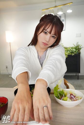 MEYD-940 「あなたの精子で孕ませて…。」妻の友人の誘惑淫語ラッシュで脳みそバグりまくり逆NTR 完全主観×バイノーラル×静寂環境 天海つばさの顔面と淫語を余すことなく収録！ 天海つばさ