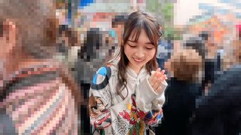 SAKA-020 『独特なファッションセンスは変態。』かほさん（26歳/Dカップ）【酉の市が大好き/サブカル演劇女子】【SNSで〇〇女子と繋がってみた！】