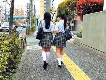 DVAJ-669 登下校パンチラ着替えトイレ風呂etc.1年間ずっと盗撮していた女子校生に彼氏ができて嫉妬を抑えきれず追跡拉致レ●プ抵抗しなくなるまで何度も生中出ししまくった 皆月ひかる