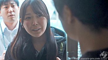 APNS-352 「私、引きこもりの同級生とその家族の人たちに凌●され種付けされ続けるの…そう、これから毎日…」 幾本もの肉棒の餌食となりマゾ開花する優等生… 久和原せいら