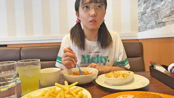 NEXT-005 金曜 午後9時 補導前05 眼鏡の地味子はまだまだ初心で気弱な陰キャだったのに悪い大人に調教されてマ●コをビショビショに濡らして中出しがクセになっちゃった話