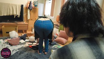 FJIN-040 四つん這いで無自覚にデカ尻挑発してくるパート家政婦 ドジっ子すぎる土下座尻に即ハメしたら… 弥生みづき
