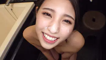 UINAV-025 【神スレンダーボディ】ムラムラ発情中の美人若妻をSNSで即会い即ハメ アラサー淫乱ボディに種付け生中NTR【黒髪さらさらロング】