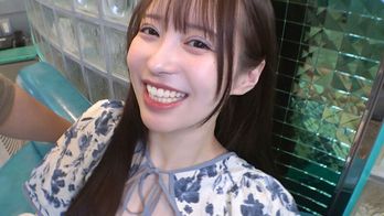 NAPS-001 ナンパ即パコ01 自由奔放で思わせぶりな性格である21歳の女子大生をナンパ即パコ！無意識に男を誘惑しちゃうけど押しにめっちゃ弱い！ゆいちゃん
