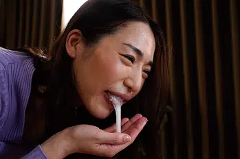 KSBJ-334 卑猥な舌使いで義父を誘惑するおしゃぶり大好き欲求不満妻 黒木奈美