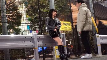 DOCD-028 たちんぼ 夜の街に佇む美女に本気で交渉 Vol.3