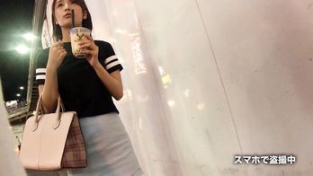 SPRO-112 淫乱覚醒素人！老舗タピオカ店から出てきた女の子をナンパしてNEWタピオカ飲ませてHYPER SEX！！
