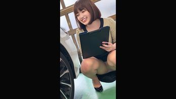 STSK-138 高級車販売店 美人ディーラー 生パンスト狩り 試乗車のトランクルームにて就寝