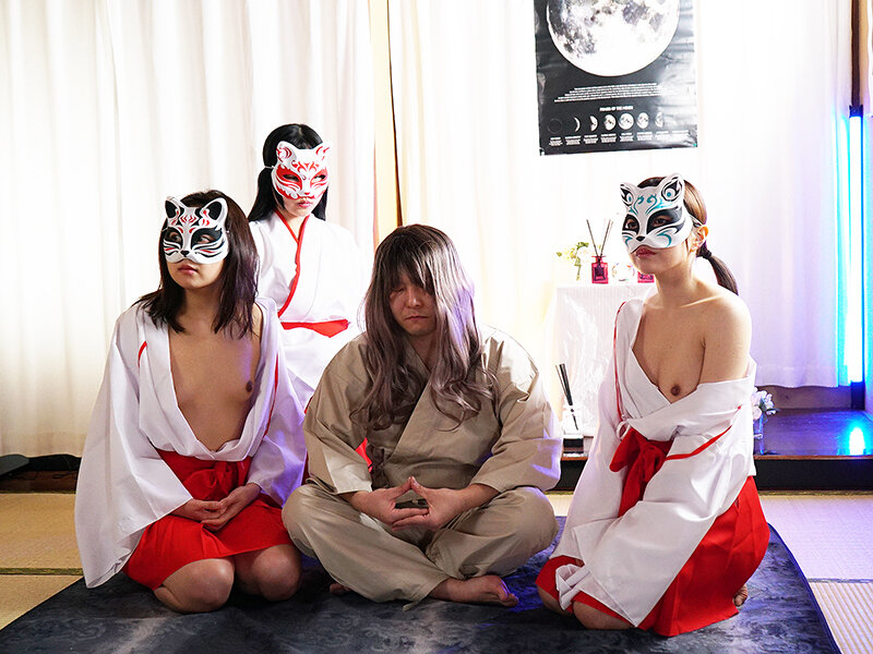 GVH-760 カルト教団にハマって身も心も捧げる女 柏木こなつ