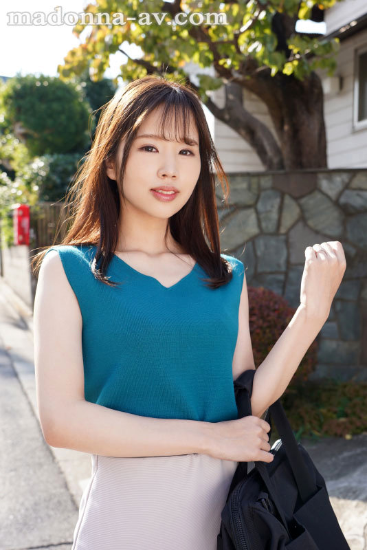 JUQ-266 昔俺の事が好きだった地味な教え子が、色気漂う巨乳人妻に進化していたので、性欲が尽き果てるまで生ハメしまくった…。 新井リマ