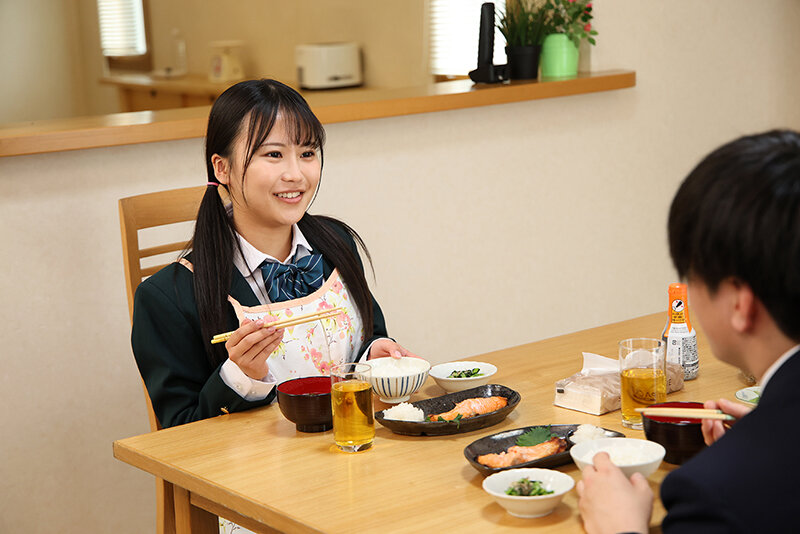 PIYO-221 母親の代わりに弟に乳首を吸わせて育ててきました…思春期の姉と弟の歪んだ愛の日常。